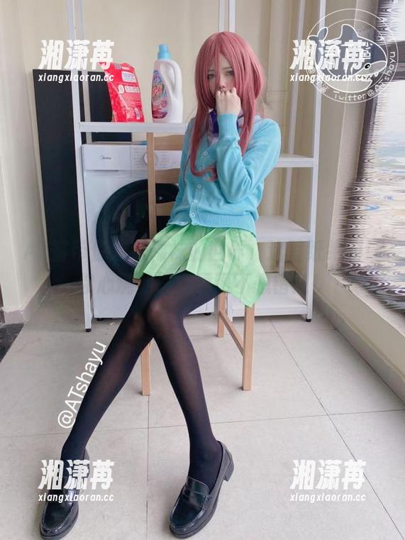 AT鲨 AT鲨带你走进棉袜的世界,这壁纸绝对让你心跳加速!原图不想错过!