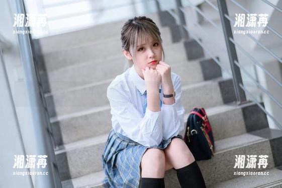 Akisoso秋楚楚 Akisoso秋楚楚的死库水写真集:要是能在这里沉沦就好了