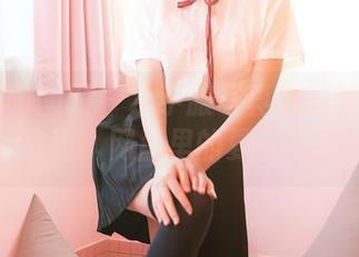 Feilin嗲囡囡 - 水手服写真里的梦小楠小夜猫，网盘里的夏日微风