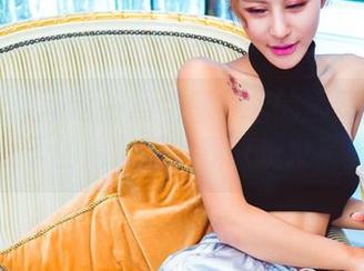 GIRLT果团网 - 粉色图集里的通灵儿：这个夏天的清新版‘我只想发呆’！