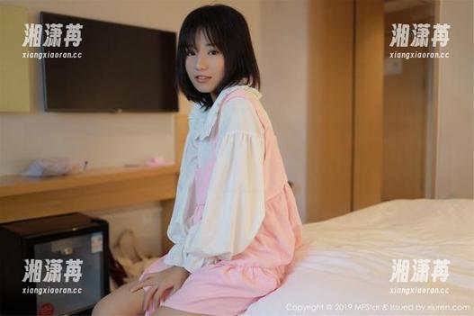 MFStar模范学院-美七mia MFStar模范学院 - 美七mia&她的绝美脚:写真合集,仿佛要把我迷住了!