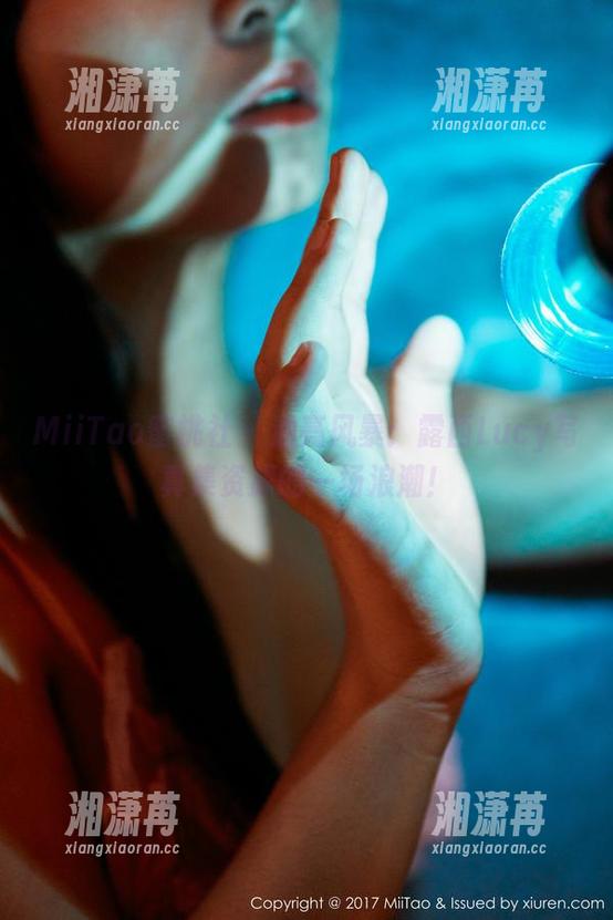 MiiTao蜜桃社-露西Lucy MiiTao蜜桃社 - 油亮风暴:露西Lucy写真集资源的一场浪潮!