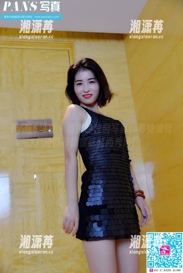 PANS写真-诗诗 PANS写真 - 诗诗的校园写真:看她如何把图书馆变成时尚秀场!