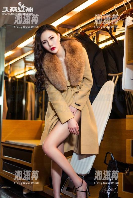 TouTiao头条女神-大悦悦 TouTiao头条女神 - 一起来欣赏大悦悦的长腿,绝美套图资源,仿佛在拥抱夏日的阳光!