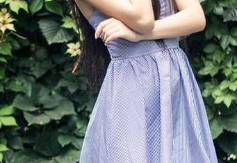 TouTiao头条女神 - 查莉娅黑白全集：哇，光影之间竟然有这么多男女的温度！