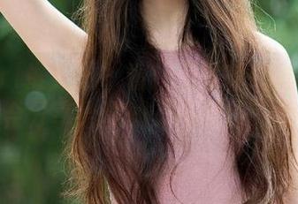 TuiGirl推女郎 - 看！王馨瑶的丝袜美图，适合分享给你的‘不靠谱’朋友！