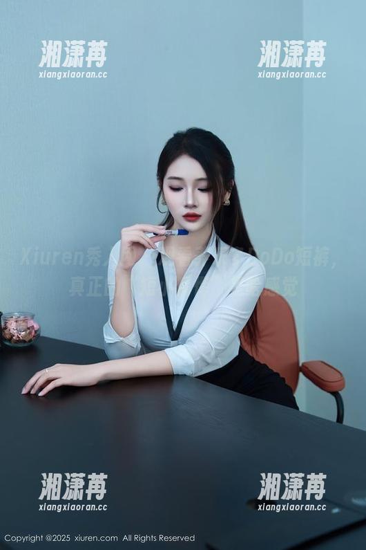 Xiuren秀人网 - 观看养乐多DoDo短裤，真正的“短小精悍”是啥感觉