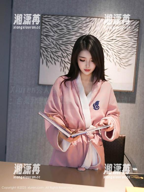 Xiuren秀人网 - 揭开朱可儿毛衣的秘密：合集分享让你感受温暖的同时也心动！