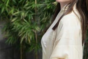 Xiuren秀人网 - 白丝+波巧酱：这份作品集是我近期心头好，快去看看吧！