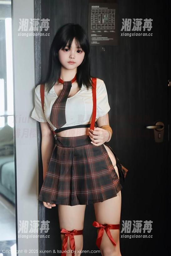 Xiuren秀人网-绯月樱-Chery Xiuren秀人网 - 真是旗袍的终极展现,绯月樱-Chery原图作品绝对看得你心慌