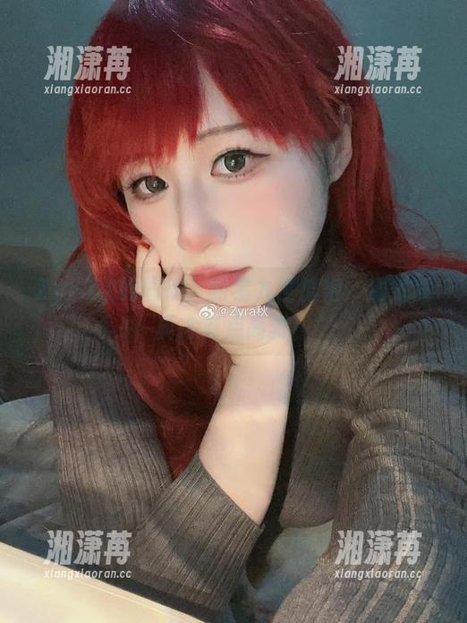 Zyra秋 Zyra秋的图册:路易九世旗袍,那气质真心有点高贵!