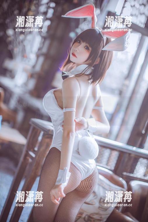 coser衣衣 coser衣衣呈现的写真图库,少女前线紫雨心,让人想深一层啊。