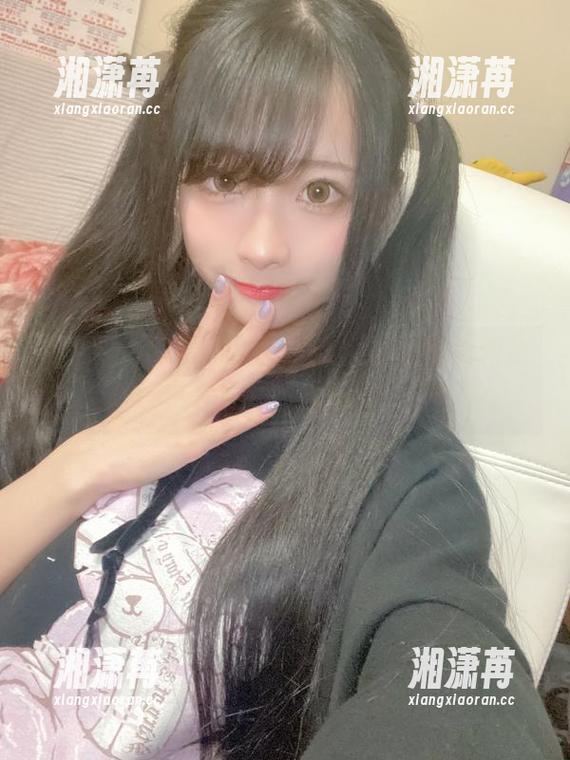 wendydydydy_酱油 Wendy的魔法猫猫少女:私拍美图和捣蛋猫的完美结合!