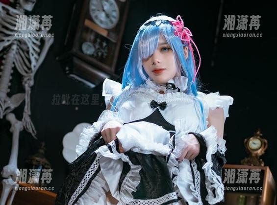 九言 拉毗在这里,九言的写真集要不要下载?