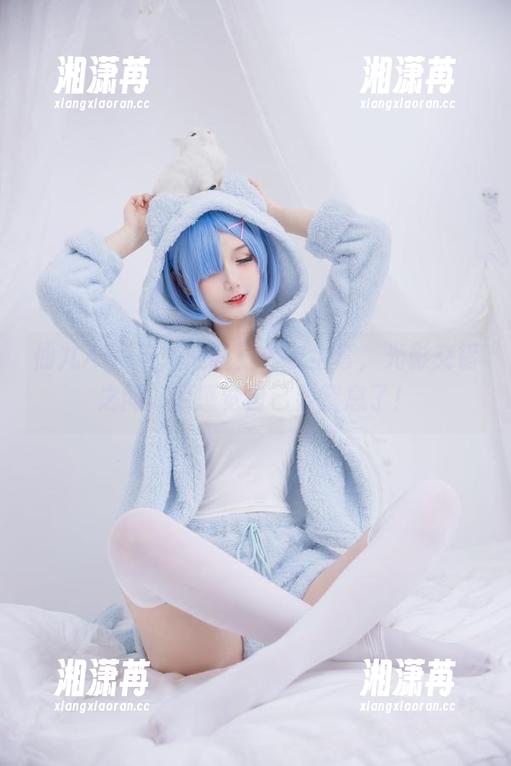 仙九Airi 仙九Airi与她的狂三内衣全套,光影交错之间,我感觉自己要窒息了!