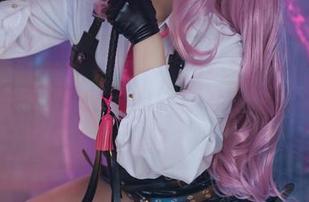 当伊喵君_Nya穿上粉色，cos的不是角色，cos的是少女心！你准备好看图片了吗？