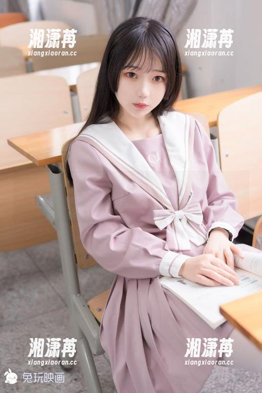 黑丝高跟鞋福利来袭，兔玩映画，走出门都能被这腿吸引，回家路上要小心！