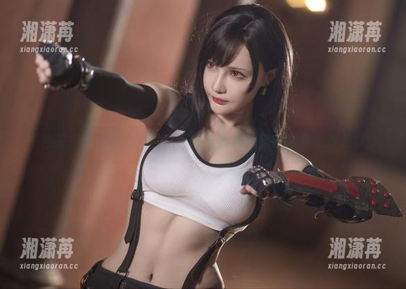 千夜未来比基尼合集：这组图让我觉得穿衣服根本没必要！