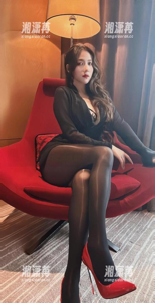 可可西yyy 微密圈 - 可可西yyy女孩的写真时光机:原图见证的旧梦新欢