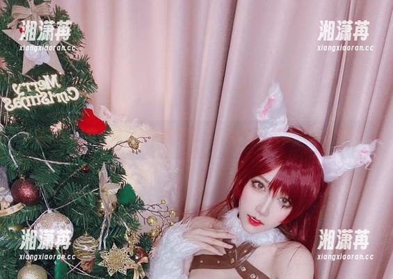 水手服的日常：啾小妍美图更新，清新脱俗又让人想入非非！