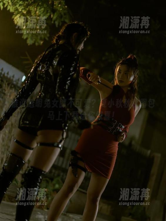 谁说透明兔女郎不可爱？夏小秋秋秋图包马上下载给你惊喜！