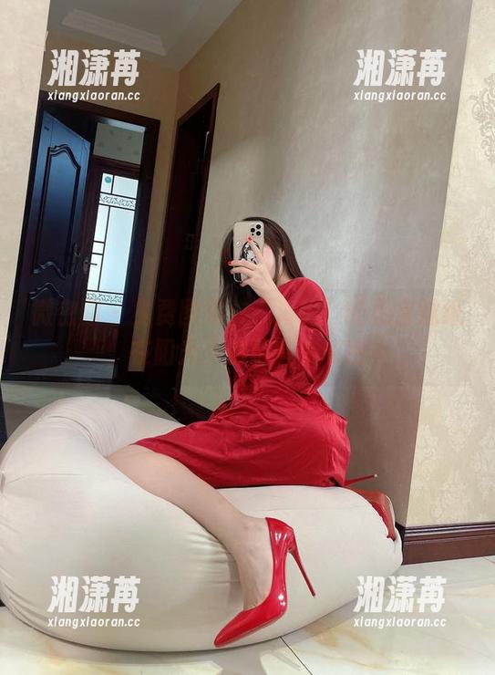 奶宝妹纸 微密圈 - 免费图集:“海边”的奶宝妹纸,在阳光下的那些小秘密…