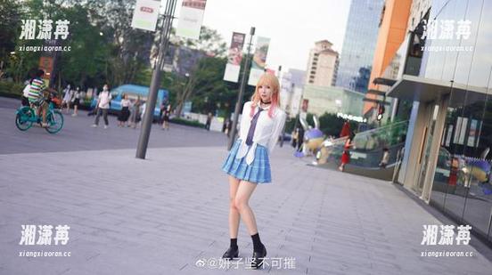 这就是妍子坚不可摧双人：无敌免费的照片，快来围观！