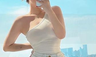 微密圈 - 更新来啦！安妮yoo的红裙图包——小心提升的颜值！