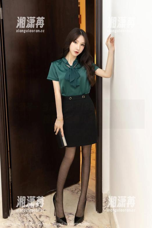 尤蜜荟 - 当冯木木LRIS遇上礼服，高清图集里藏着几许心动