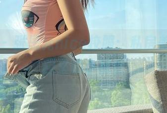 微密圈 - 张思允nice校服：私房美图，校园里的小秘密