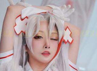 夏天私拍,念念_D教你如何在阳光下优雅解暑。