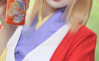 谁能拒绝戚顾儿的高清美腿壁纸？那不是腿，是艺术！