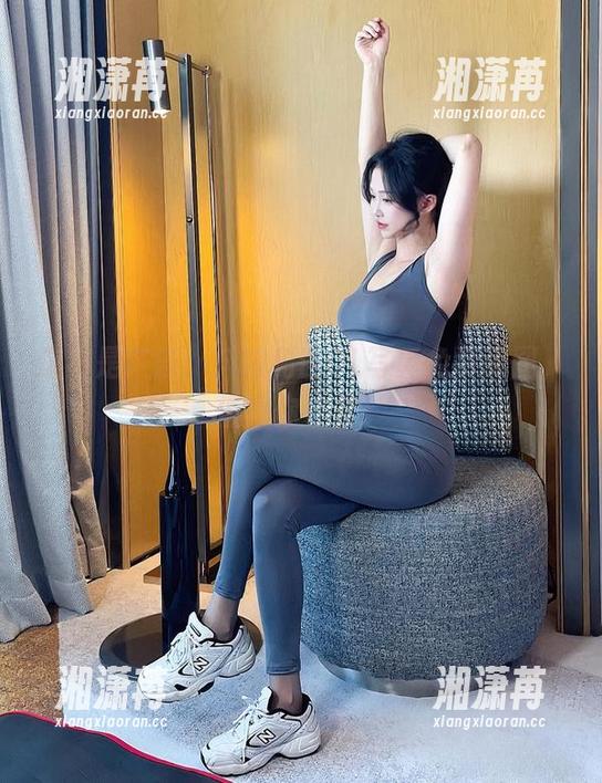 这不是广告！抖娘利世OL写真免费美图，值得你停留！