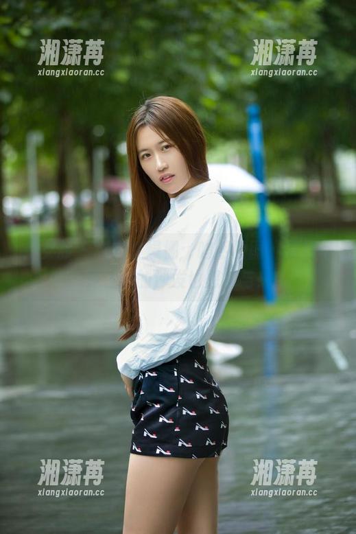 推女郎-吻熙 推女郎 - 真实性爆棚:吻熙原图,裸足写真让你的沙发也想参与!