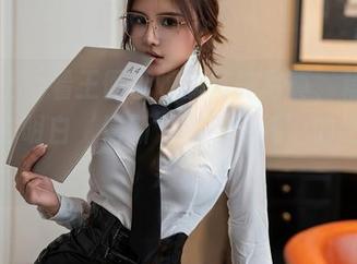 星颜社 - 看王俪丁呀的清纯写真，精选图片让你明白‘清新’和‘清纯’的绝妙区别。