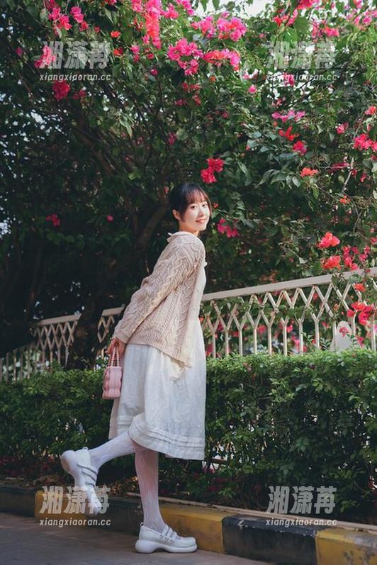 木棉棉OwO 不得不看的美图精选,木棉棉OwO与斯卡哈泳装的绝妙搭配