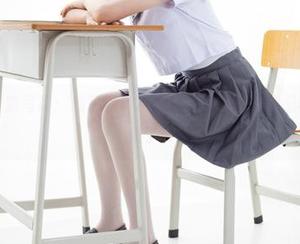 森萝财团最新写真：超薄死库水白丝，连小白兔都忍不住想跳出来了！