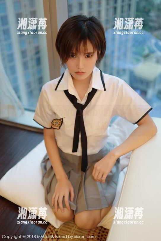 模范学院-NaNa_baby 模范学院 - NaNa_baby的连衣裙写真,气温升高,心跳加速!