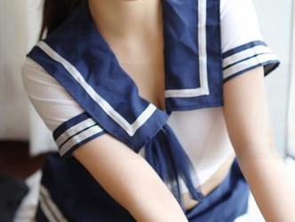 模范学院 - 宅兔兔的可爱殿堂：高清写真集，看看她如何把‘宅’变得如此迷人！