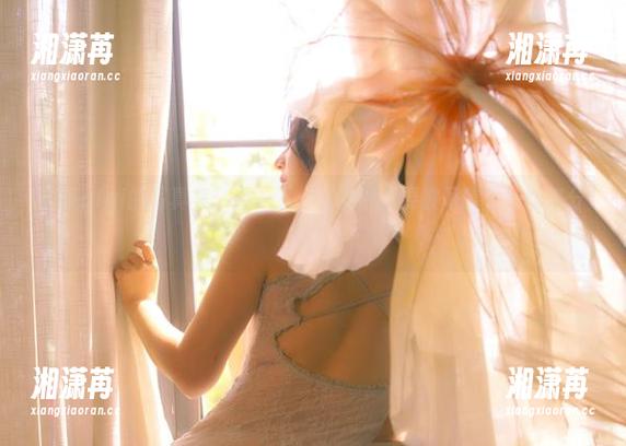 樱晚gigi的写真集：轻一下，眼睛都快要被闪瞎了，快来分享！