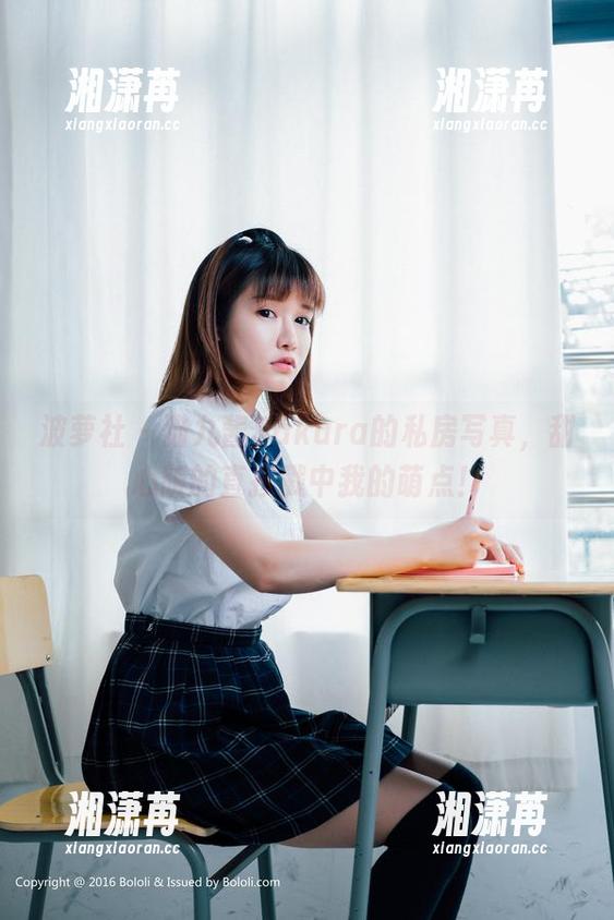 波萝社-猫九酱Sakura 波萝社 - 猫九酱Sakura的私房写真,甜心版的直接戳中我的萌点!