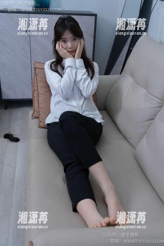 甜予摄影-小桃 甜予摄影 - 小桃的皮鞋写真,点开网盘就能见到的美好!