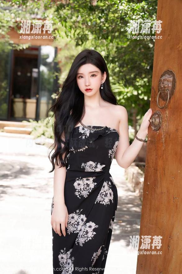 秀人网-Candy糖糖 秀人网 - Candy糖糖的棉袜写真,原图内容让人跃跃欲试,轻松不做作。