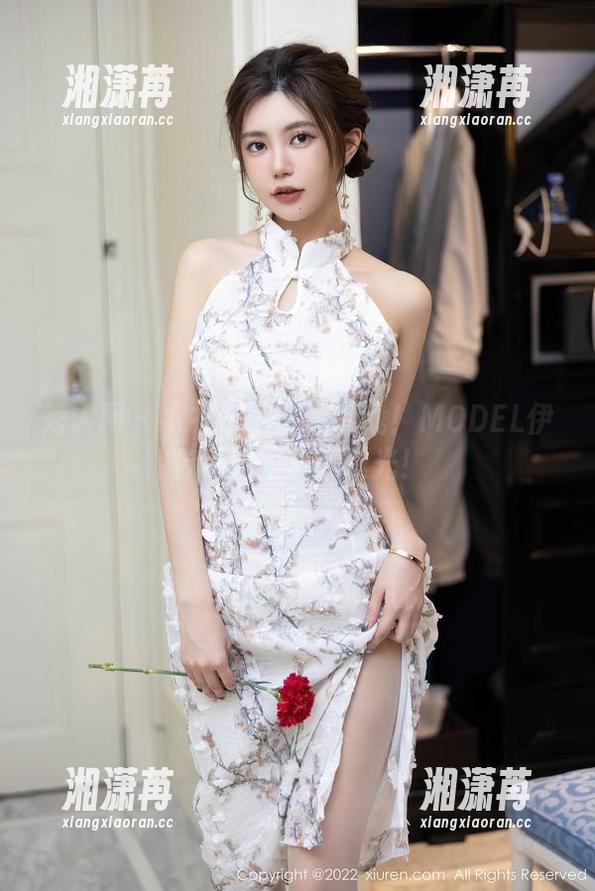 秀人网-MODEL伊若 秀人网 - 毛衣也能这么有戏!MODEL伊若福利图片大曝光!