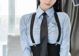 秀人网 - 免费超值！lingyu69制服套图，瞬间提升你的审美！