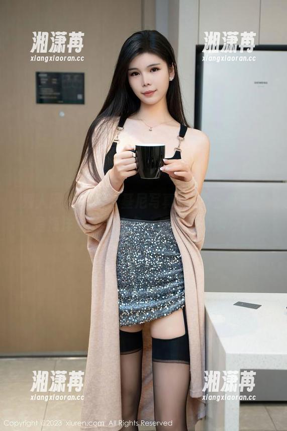 秀人网 - 这组比基尼写真，婠婠么简直像是海洋里的美人鱼，照片活力满分！