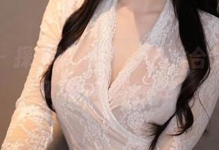 秀人网 - 探秘林文文浴缸图片合集：透过水面看她的秘密