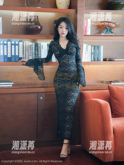 秀人网-王雅姗 秀人网 - 王雅姗的皮衣美图,穿出一丝叛逆,藏着一份温柔!