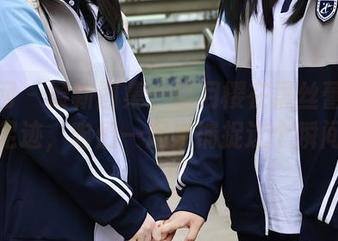 秀人网 - 最新图集：绯月樱在黑丝蕾丝下的足迹，咱们一起来捕捉这个瞬间。