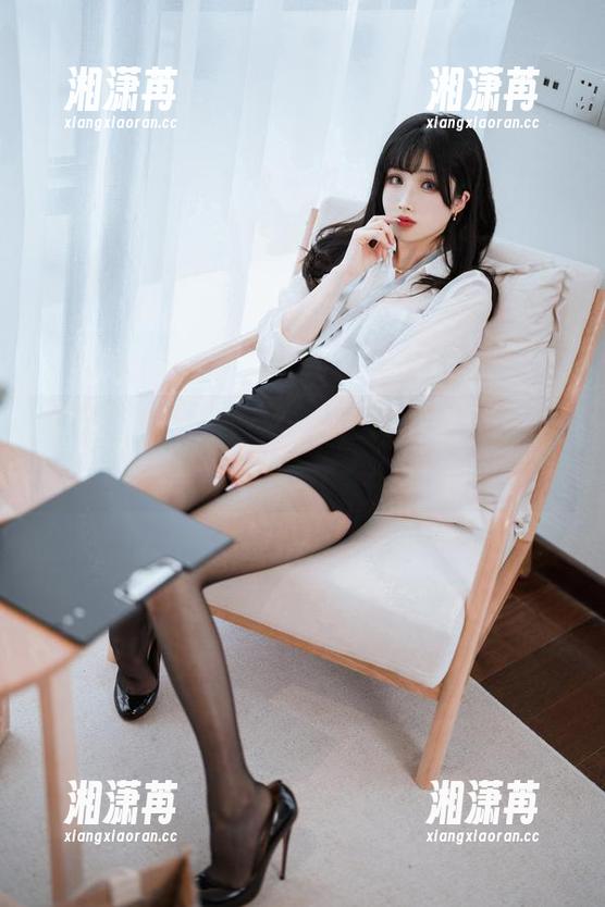 肉扣热热子 必看!最新肉扣热热子合集中的大凤,忍不住想再多看一眼